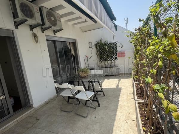 Gemeubileerd appartement met groot terras gauthier