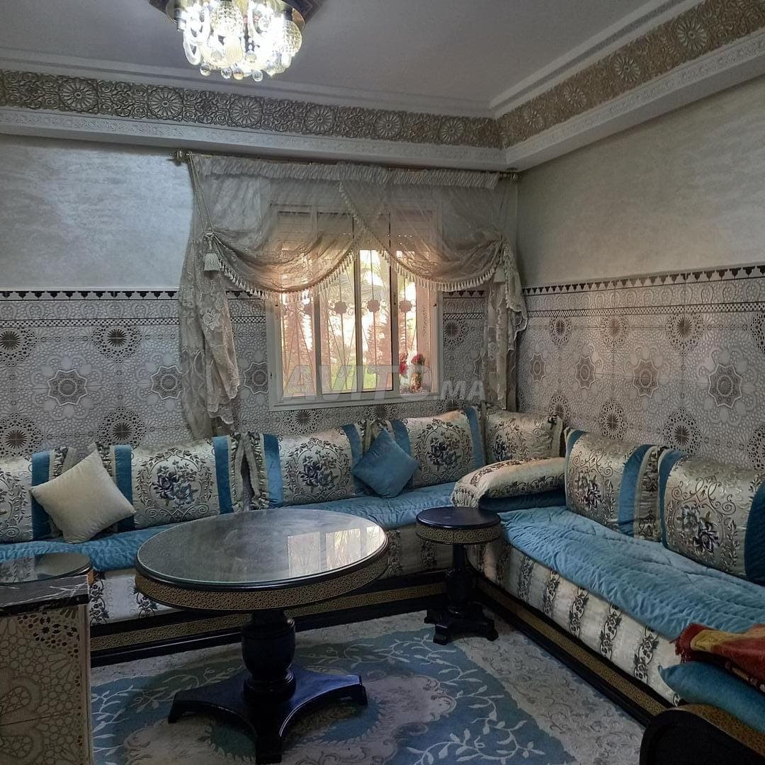 Appartement entièrement rénové à vendre à Laman Ain Sebaa