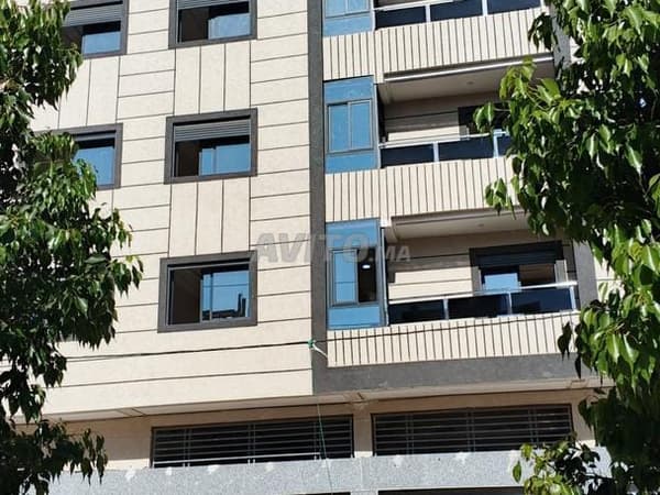 Nouveaux appartements avec ascenseur, aide de 10 millions, 60m² à 130m²