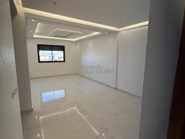 5 appartements neufs à louer à une minute de Ouled Teima