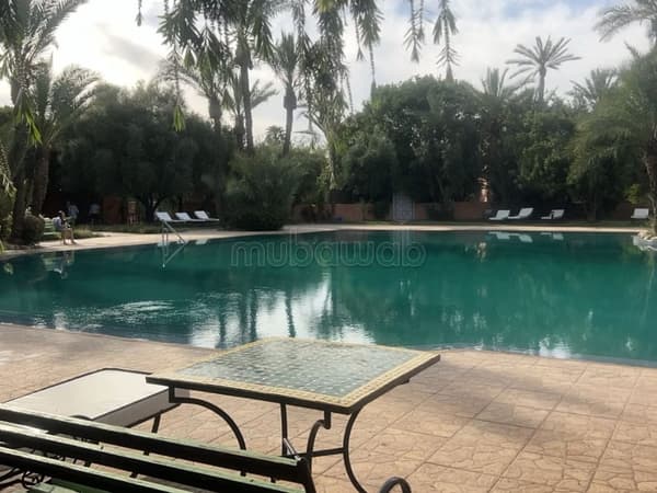 Rez de jardin meublé à la Palmeraie avec piscine