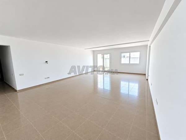 📍 bureau 55 m² | 1er étage | place Mozart