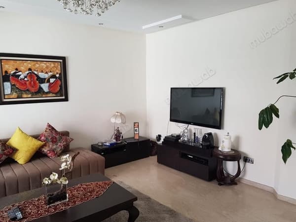 Location villa de luxe à Riyad. 6 grandes pièces. Bien meublé