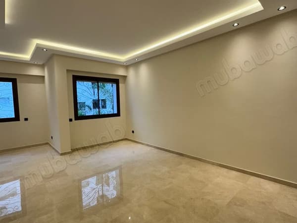 Sunny apartment for rent in Gauthier Balcon