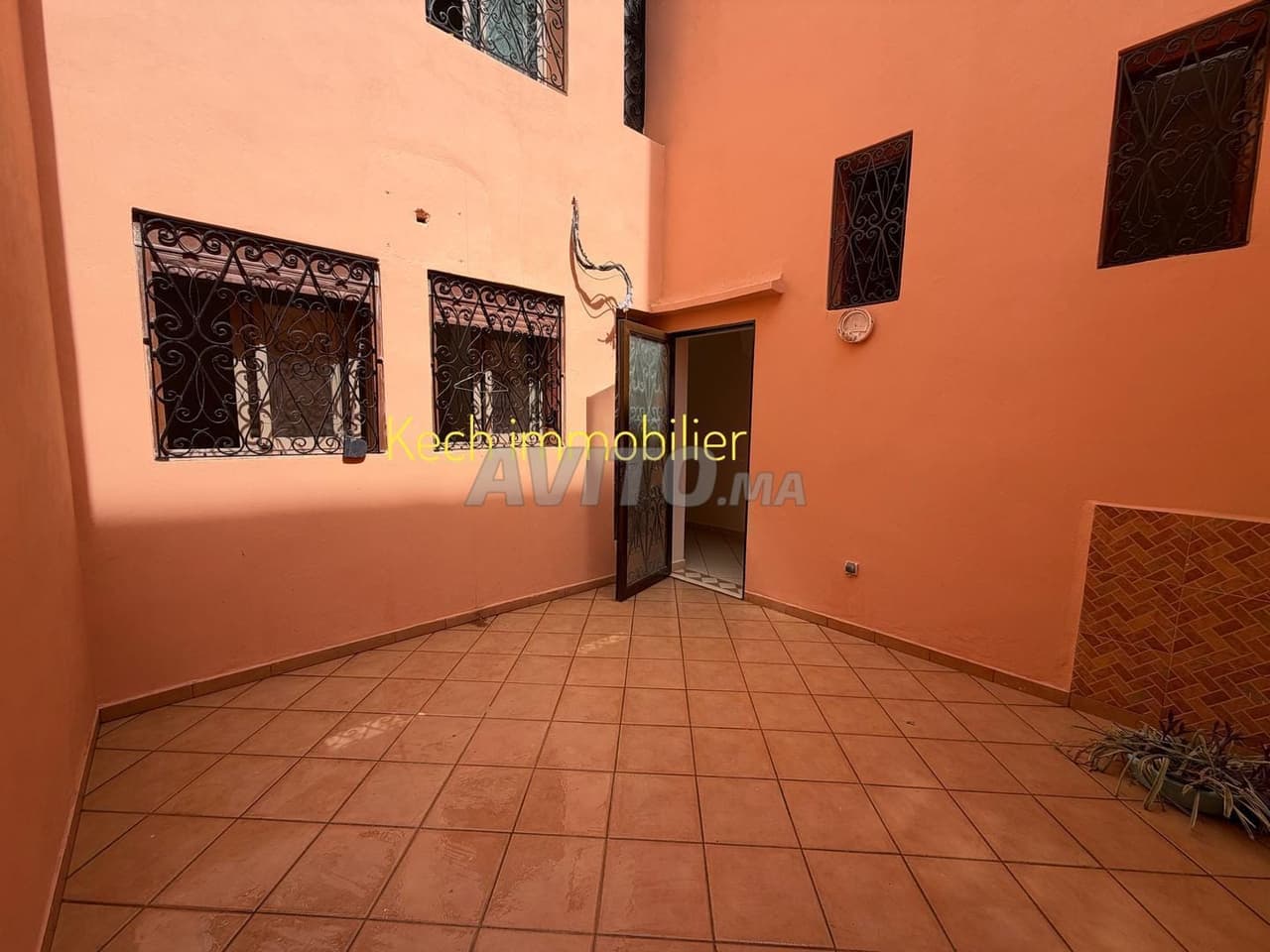 Mooie 1 Slaapkamer Lege Appartement te Huur