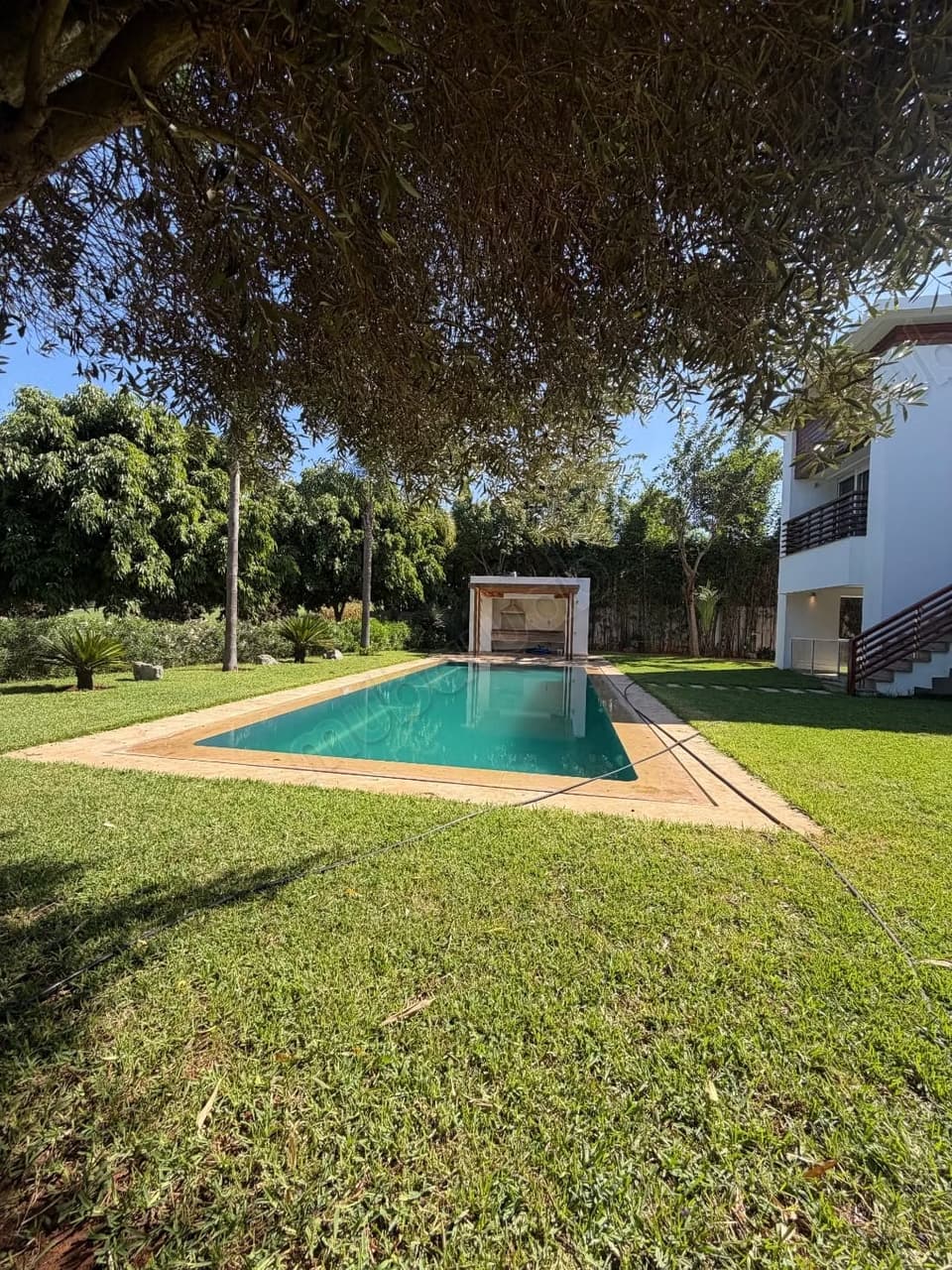 Villa di lusso in affitto a Ville Verte. 4 belle camere. Sistema satellitare e residenza…