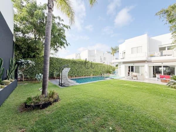 Villa meublée de 3 chambres avec piscine à Californie