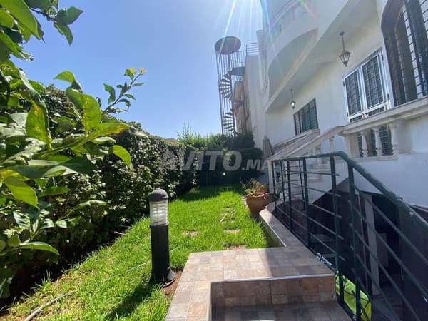 Villa for sale in Nassim