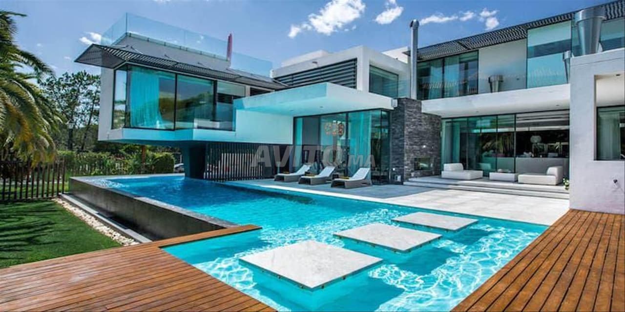TRES JOLIE VILLA NEUVE