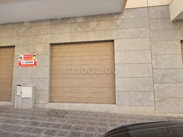 Magasin à louer au centre de Témara