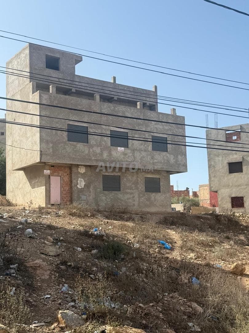 🏠 منزل للبيع في الحسيمة | 164 م² | إطلالة على البحر