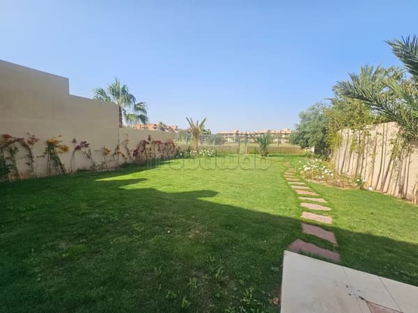 Villa front de golf for sale