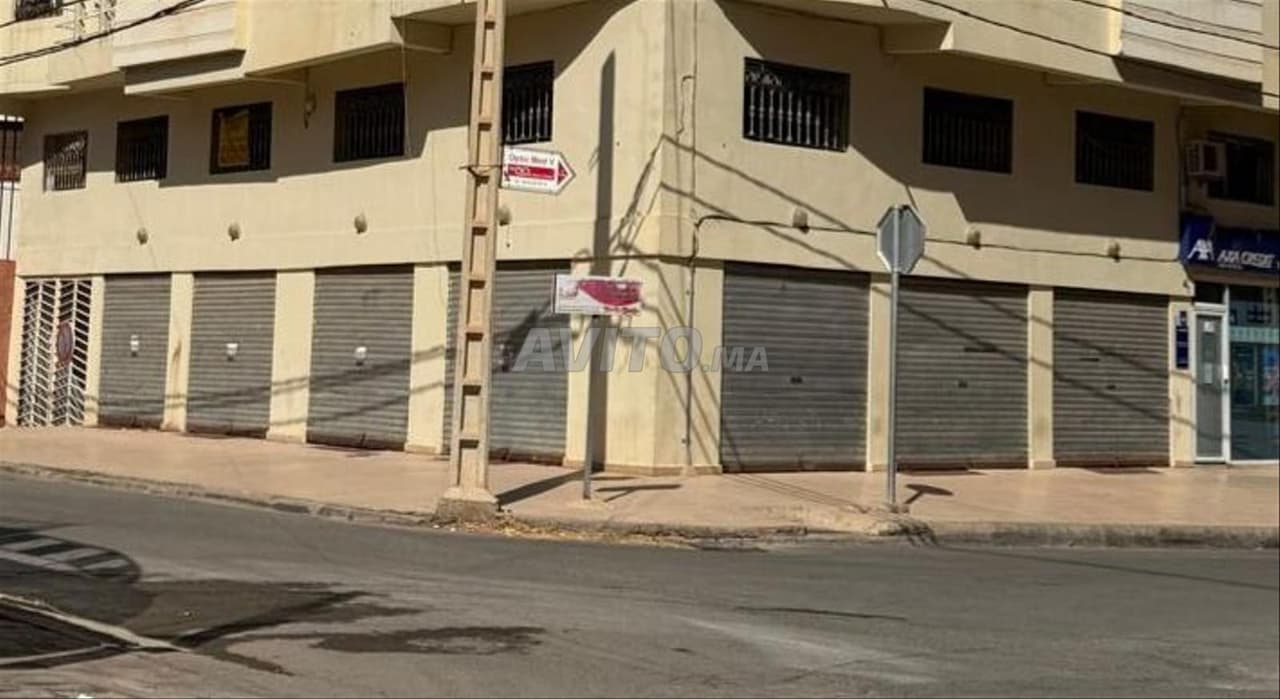 Local Commercial d'Angle Premium 300m² – Avenue Taïf