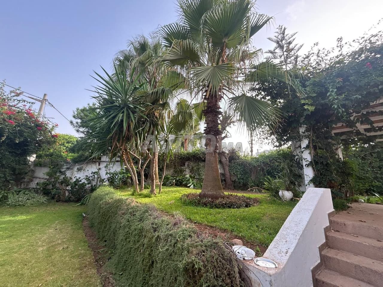 VILLA EXCEPTIONNELLE - AVENUE MOHAMMED 6