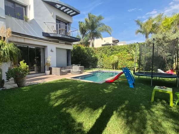 Modern Villa for Sale 500m2 Bouskoura