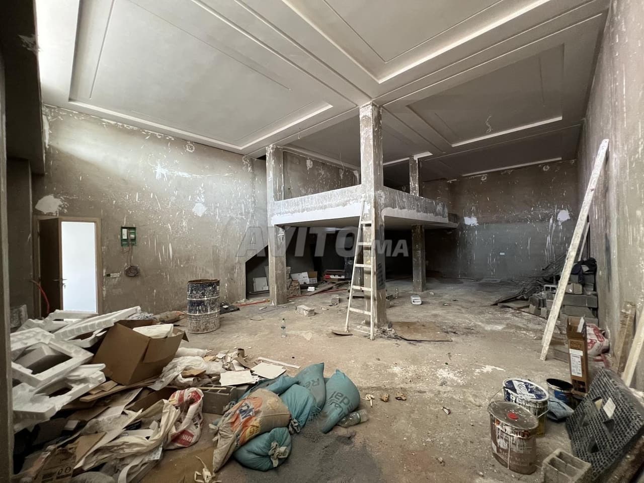 Commercieel lokaal te huur in Aïn Oudah, Emplacement privilégié