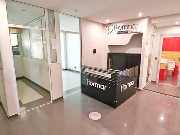 Kantoor te koop in Benjdia 198 m²