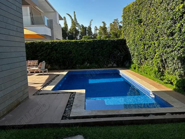 Californie – elegante gemeubileerde villa met zwembad en tuin